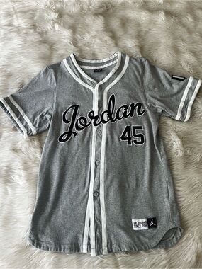 Nike Air Jordan LX9 Vintage Grey Baseball style 45 Jersey Mens Small